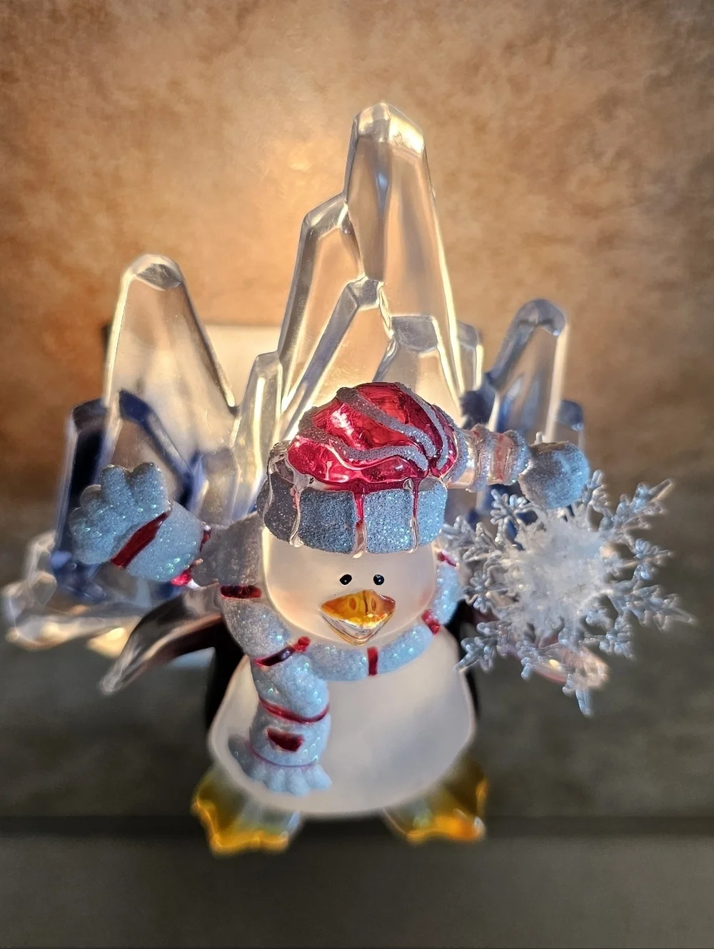 Vintage Acrylic Penguin Night Light Christmas Winter Ice Berg Snowflake Decor MC